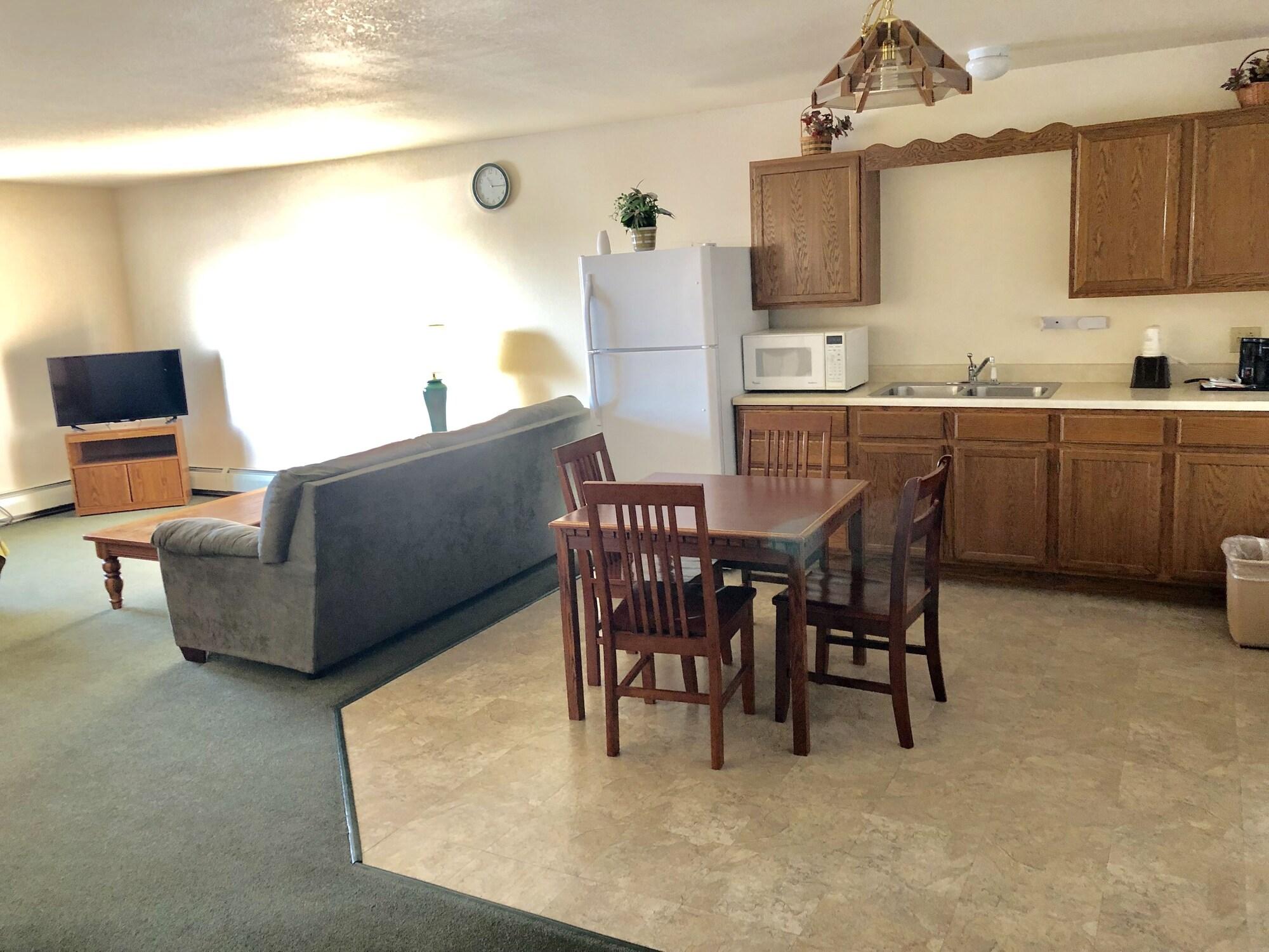 Super 8 By Wyndham Escanaba Extérieur photo