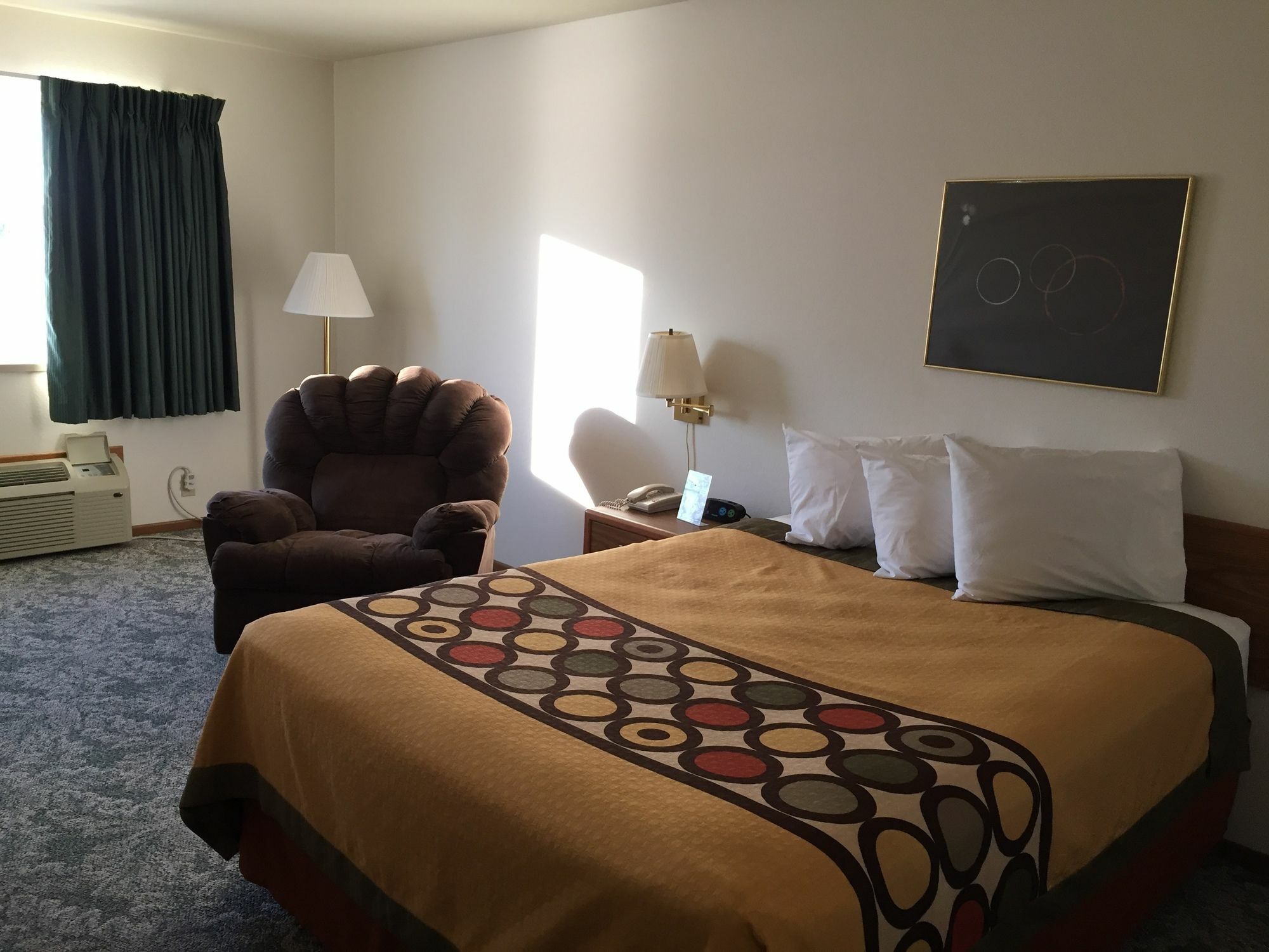 Super 8 By Wyndham Escanaba Extérieur photo